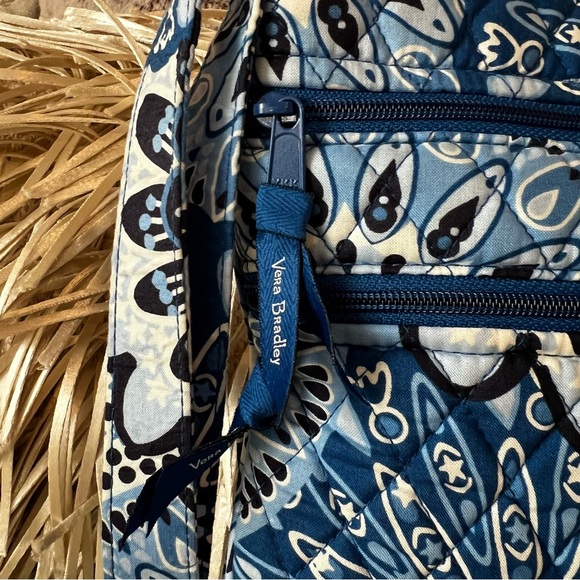 VERA BRADLEY Blue Star Medallion Lighten Up Trio Zip Hipster Travel Commuter - Picture 3 of 16